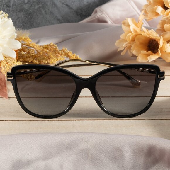 Michael Kors Sorrento MK 2130U 33328G, BUTTERFLY Sunglasses, FEMALE - Picture 1 of 8